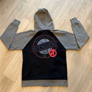 Marvel Avengers Men’s Full-Zip Raglan Hoodie Size Mens Medium - Universal Studio